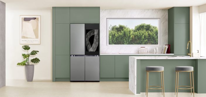 Kitchen-with-Bespoke-4-Door-Flex™-Refrigerator-with-AI-Family-Hub™-1-1-e1703693086776.jpg