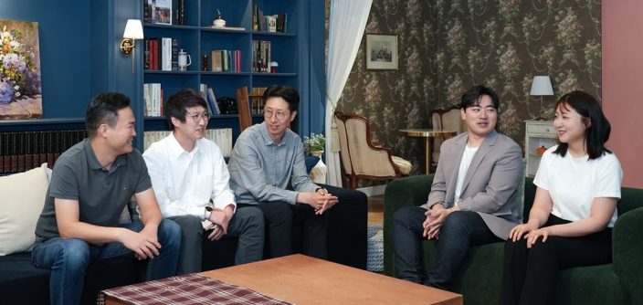 Samsung-TVs-and-Displays-Tizen-Developer-Interview_main2-e1719351226617.jpg