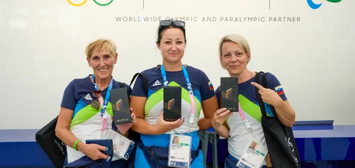 6.-Paris-2024-Paralympic-Games_Team-Slovenia_Sitting-Volleyball-e1724687450737.jpg