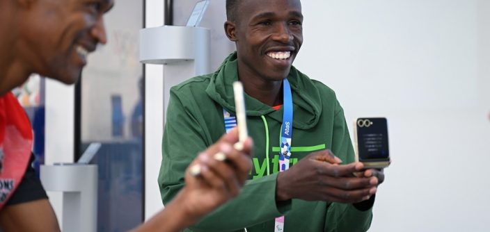 2-Samsung-Mobile-Paris-2024-Paralympics-Olympic-Rendezvous-Village-Plaza-Galaxy-AI-Accessibility_main2-e1725926071682.jpg