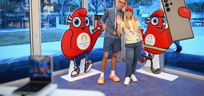 6-Samsung-Mobile-Paris-2024-Paralympics-Olympic-Rendezvous-Village-Plaza-Galaxy-AI-Accessibility_main6-e1725926305917.jpg