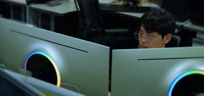 Samsung-TVs-and-Displays-Odyssey-OLED-G8-The-First-Descendant-Developers-Interview_main5-e1729091345430.jpg