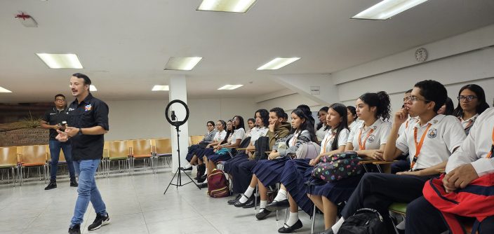 SFT_Estudiantes_-e1732637820244.jpg