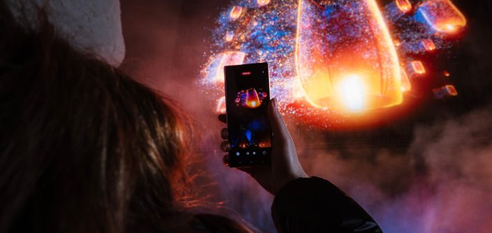 Hologram-OOH-for-Galaxy-Unpacked-2025_04.jpg