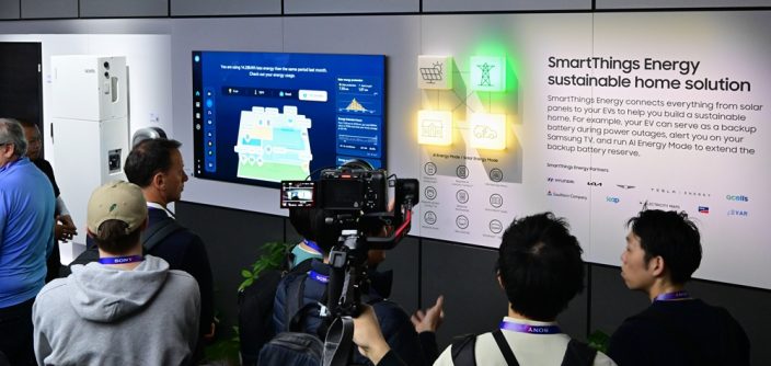 Samsung-Corporate-CES-2025-Beyond-Home-Main-Event-Sketch_main8-e1736460130944.jpg