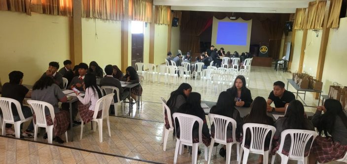 Voluntariado-Design-Thinking-EC-e1750803029762.jpg