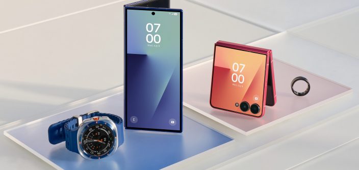021-combo-galaxy-zfold7-jetblack-Zflip7-coralred-watch-ultra-titaniumblue-ring-titaniumblack.jpg