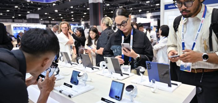 Samsung-Mobile-Galaxy-Watch8-series-World-Sleep-2025_main1.jpg