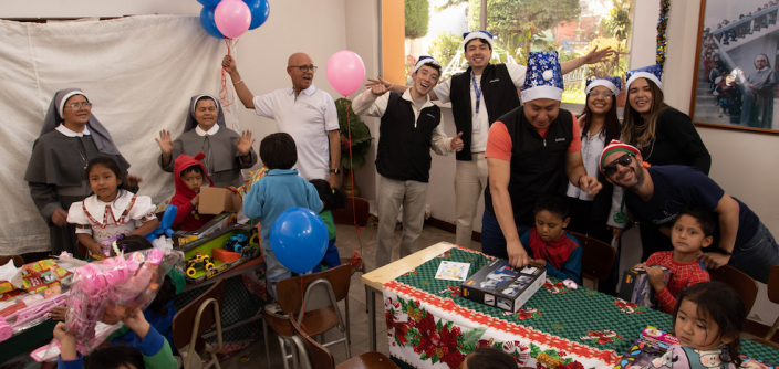 Voluntariado-Samsung-Ecuador-Hogar-Misionero-de-la-Paz-2025-e1766157362901.png