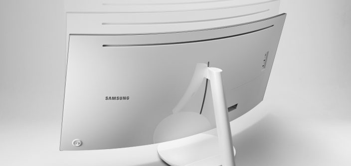 Silver-CJ79-Thunderbolt-3-QLED-Curved-Monitor.jpg