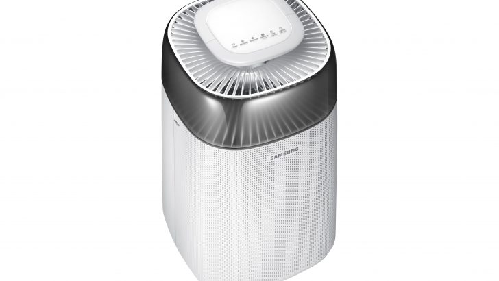 AX40R3030WM-EU_003_Dynamic-Off_White.jpg