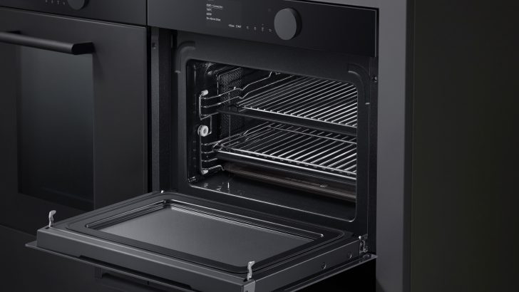 BronzeInfinite-Line-Oven.jpg