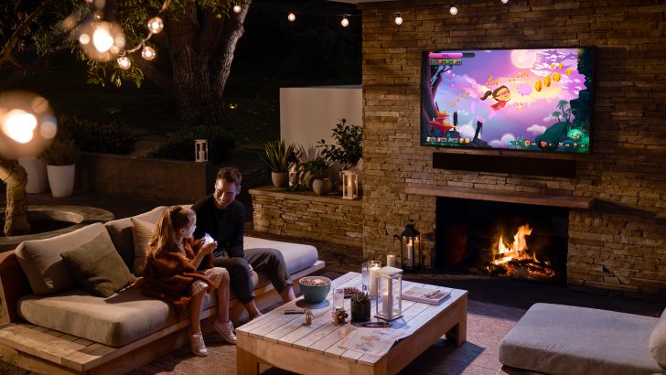 2020-The-Terrace_Lifestyle-Image_S03_Soundbar-e1607010262730.jpg