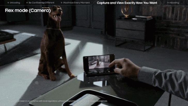 Galaxy-Z-Fold2_Flex-mode_main_4_capture_view_mode-min.gif