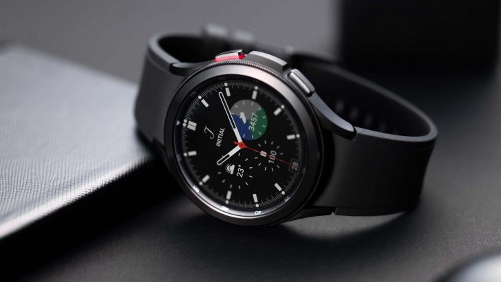 W_02_05-Wise-Product_03_galaxywatch4classic_black_L.jpg