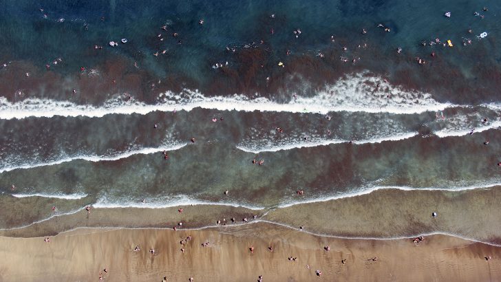 TommyClarke_03_PlayaShoreline.jpg