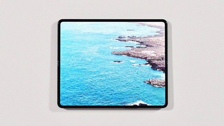 Galaxy-Z-Fold3_User-Guide_UDC_main5F.gif