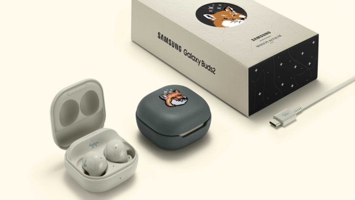 Galaxy-wearables-Maison-Kitsune-Edition_main2F.jpg
