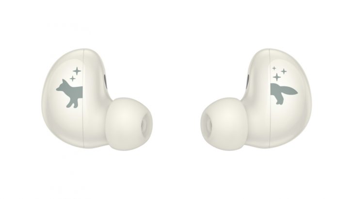 Galaxy-wearables-Maison-Kitsune-Edition_main6.jpg
