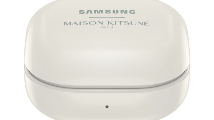 Galaxy-wearables-Maison-Kitsune-Edition_main7.jpg