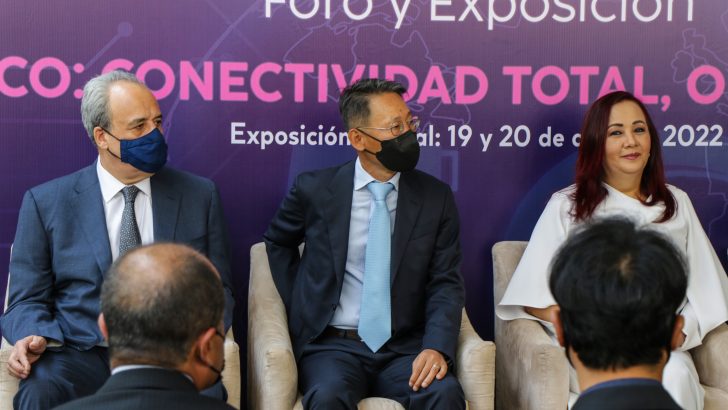 Samsung_Panel-5G_2.jpg