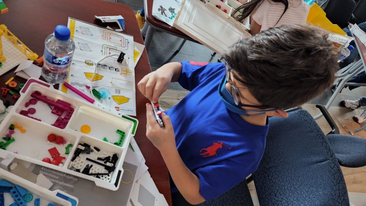 Samsung_Voluntariado-interno-Lego1.jpg