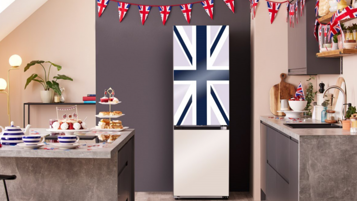Limited-Edition-Bespoke-Jubilee-Fridge-Freezer-in-the-UK.png