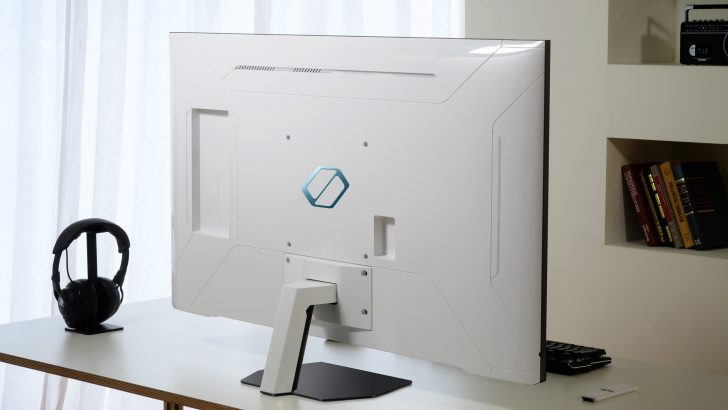 Odyssey_Neo_G7_dl3.jpg