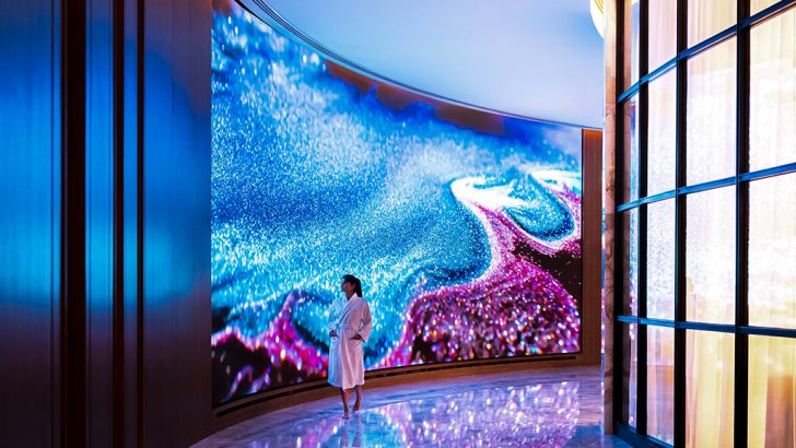 The-Wall_Atlantis-The-Royal_dl7_Spa-1.jpg