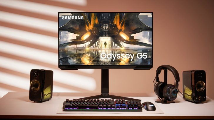 Odyssey_G5_lifestyle.jpg