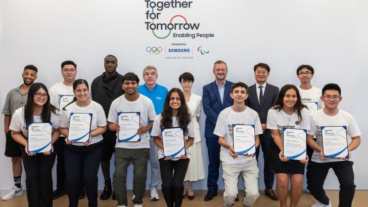 Samsung-Corp-Paris-2024-Together-for-Tomorrow-Enabling-People-New-Digital-Olympic-Community_main1.jpg