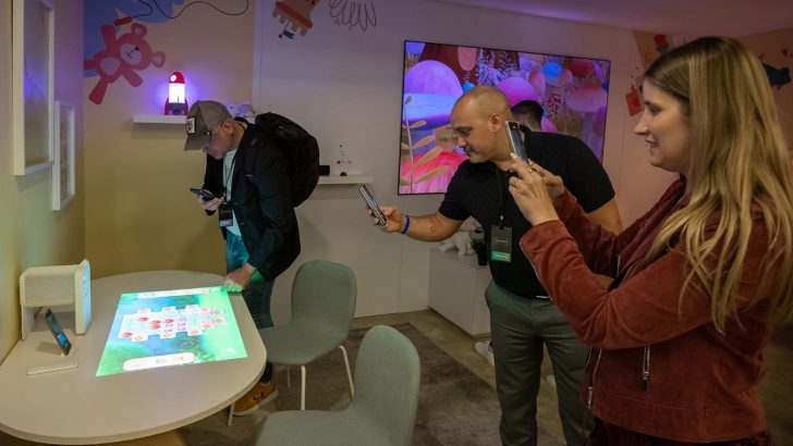 Samsung-TVs-and-Displays-CES-2025-Samsung-Vision-AI-and-Display-Lineups_dl7.jpg