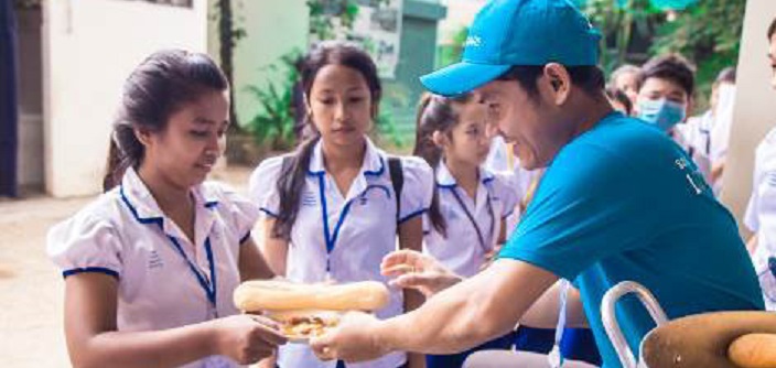 Employee Volunteers from Samsung Southeast Asia & Oceania Extend Love and Care to Local Community in Cambodia