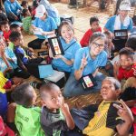 Fun-English-learning-with-Samsung-tablets.jpg
