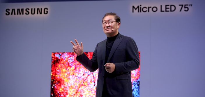Samsung-FL2019_JH-Han_On-the-stage1.jpg
