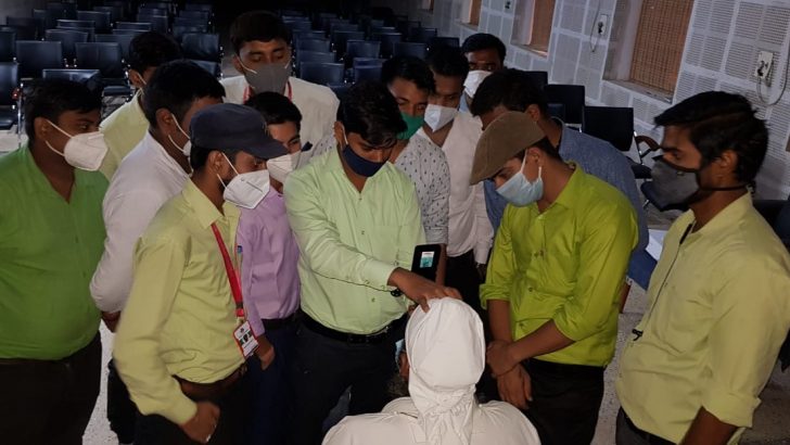 India_02_Sitapur-Eye-Hospital-Training-e1649322756592.jpg