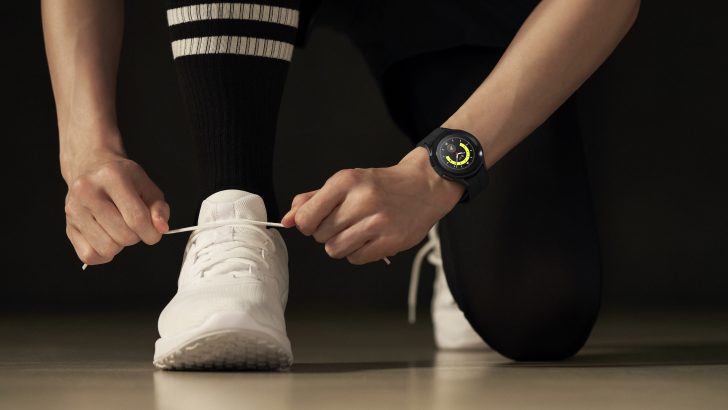 3-055_hands-on_galaxy_watch5pro_blacktitanium_HI.jpg