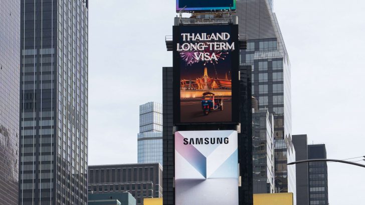 Samsung-Mobile-Galaxy-Unpacked-July-2024-Billboard-Campaign_dl2-e1719902689162.jpg