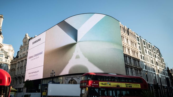 Samsung-Mobile-Galaxy-Unpacked-July-2024-Billboard-Campaign_dl3-e1719902646199.jpg