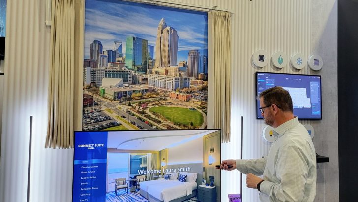 Samsung-TVs-and-Displays-Samsung-TVs-HITEC_dl4.jpg