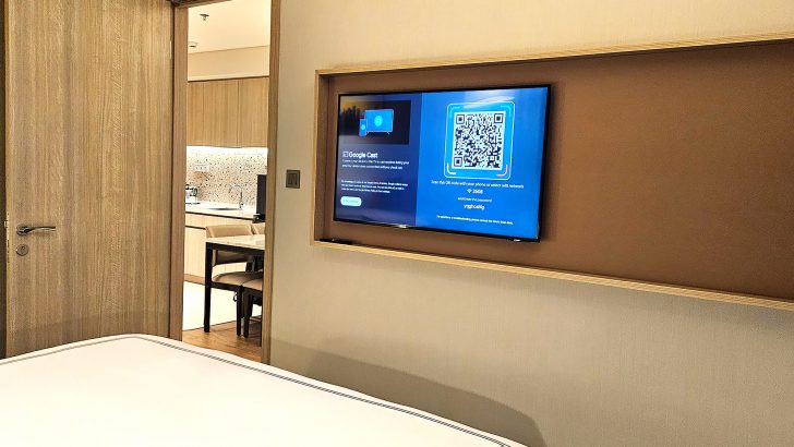 Photo-3_Samsung-to-Unveil-HU8000F-Hotel-TV-Series-at-HITEC-2025-e1753328781104.jpg