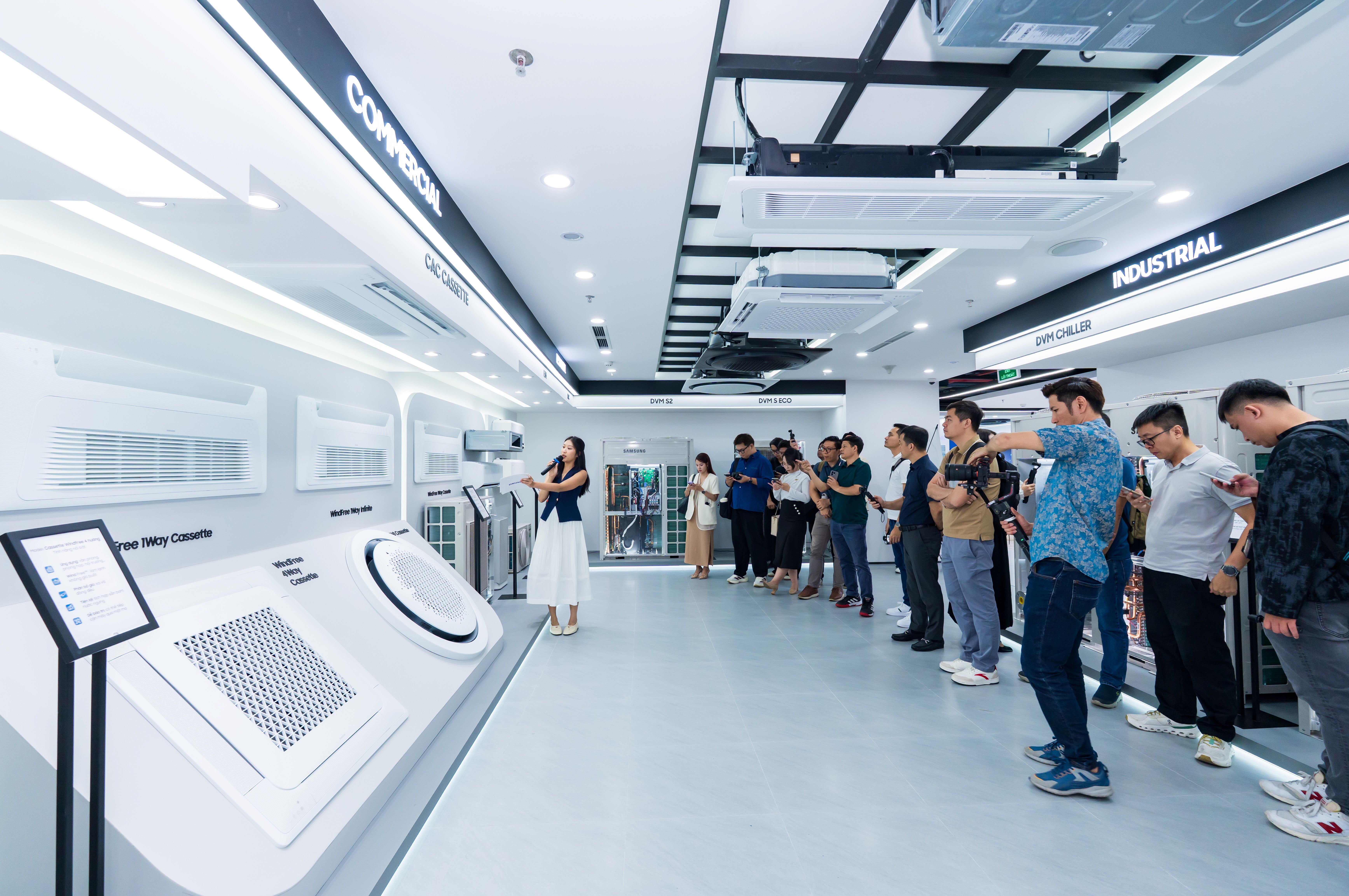 Caption: Samsung showcases its latest HVAC solutions and technologies designed to support smarter, more efficient and reliable experiences in various environments.