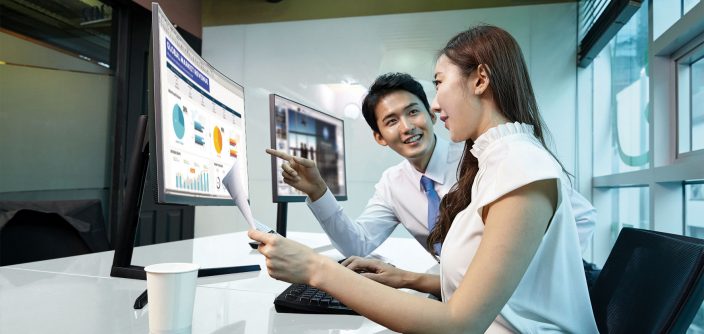 newprofessional_monitors_3_.jpg