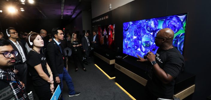 first_look_qled_tv.jpg