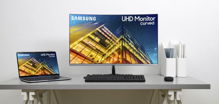 Samsung-UR59C-32”-Monitor-1.jpg