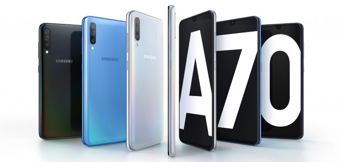 Galaxy-A70_Product-KV_combo_blackbluewhite_2P.jpg