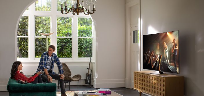 samsung-qled-q80t-lifestyle.jpg