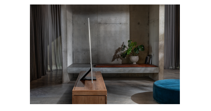 samsung_qled_q950t_lifestyle