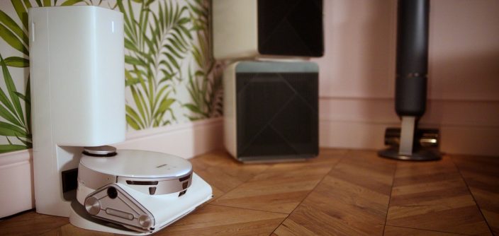 Living-Room-Jet-Bot-AI™-1.jpg