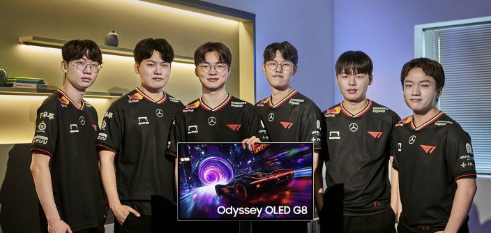 Odyssey-OLED-G8-with-T1-team_from-left_Doran-Gumayusi-Faker-Oner-Smash-Keria-e1744880964842.jpg